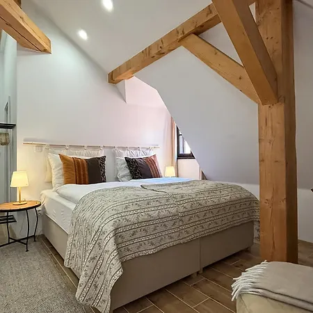 Boutique Barvirna Český Krumlov